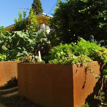 Houzz TV: See How Those Cool Rusty Planters Are Made