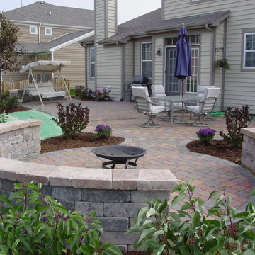 Elgin Home and Landscape Garden