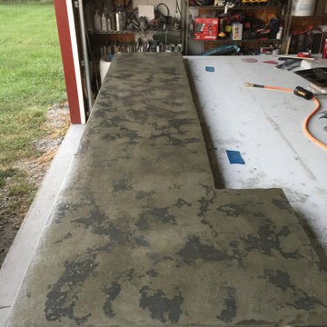 Making Concrete Countertop with Chisel Edge