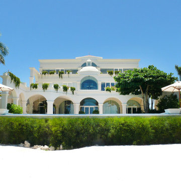Waterfront Villa. Mediterranean. Villa Madonna on the beach. Cancun, México.