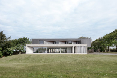 Photo of a contemporary house exterior in Other.