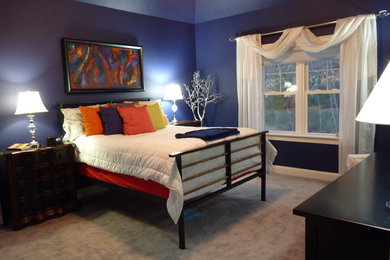 Example of a classic bedroom design in Boston