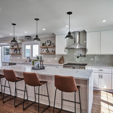 Colonial Modern Farmhouse