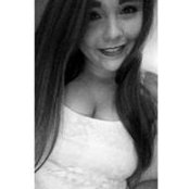 Amber Young's photo