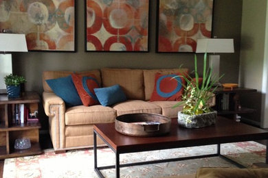 Transitional living room photo in Detroit