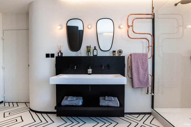 Contemporary Bathroom by MAISON GOMEZ