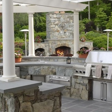 Modern Outdoor Kitchens
