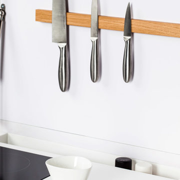Accessoire original pour cuisine - Porte-couteau aimanté