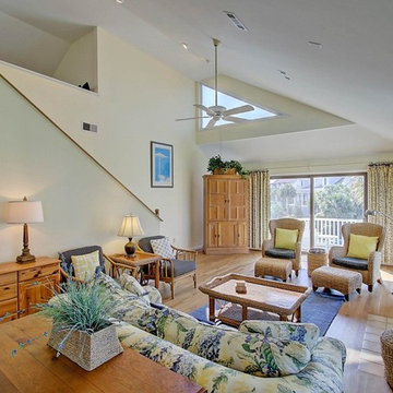 3751 Beach Court