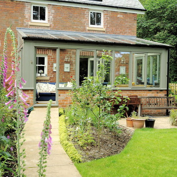 Monopitch lean to conservatory