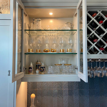 Wine/game room
