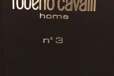 Roberto Cavalli kann auch Tapete sein, oder?