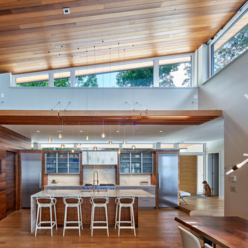 Contemporary Lakehouse