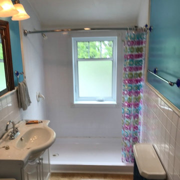 Bright and Spacious Bathroom Upgrade - BEFORE