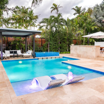 Beautiful Custom Pool and Spa in Pomapno Beach