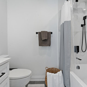 Panton Trail Bathroom