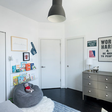 Crowd Pleasure - Boys Bedroom