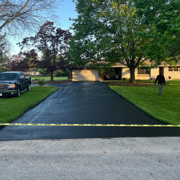 Seal Coating Asphalt & Concrete Work