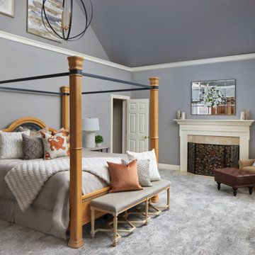 Friend Four Post Bedroom