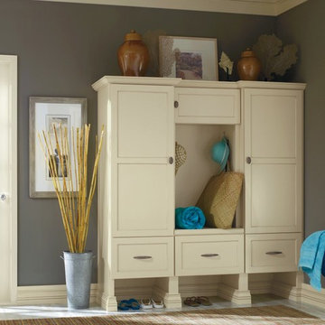 Decorá Cabinets: Beachy Entry Ensemble