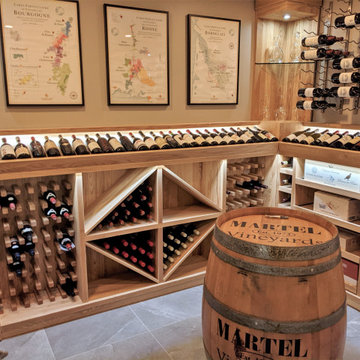 Wine cellar design in Saint-Lambert, Quebec