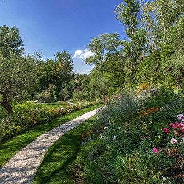 Country Garden with Style