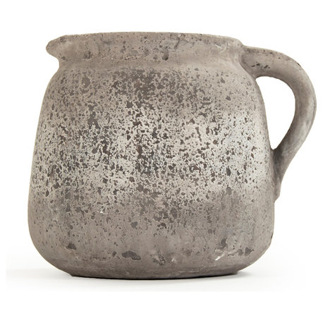 Pitcher, Gray