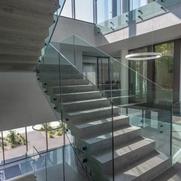 Parapetti in vetro per stabile commerciale