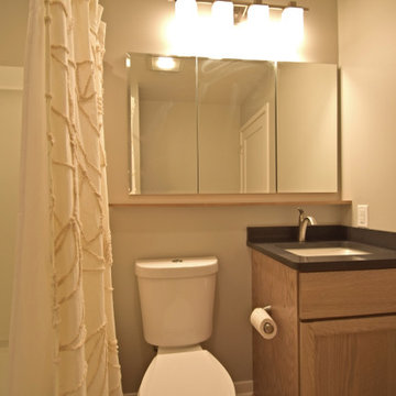 Two Bathrooms Maximizing Minimal Space