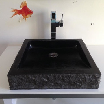 OUR CLIENTS' INSTALLATIONS WITH OUR TRENDY NATURAL STONE PRODUCTS