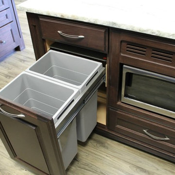 Pull out garbage can