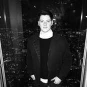 Adam Fallons foto