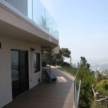 Hollywood Hills Composite deck/balcony.