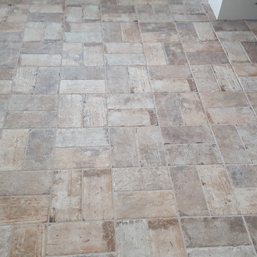 Chicago Brick on floor