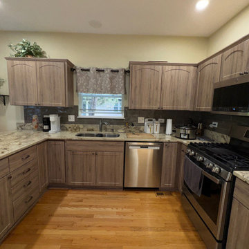 Warm Wood Tones in Gurnee, IL