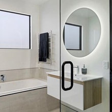 Verdeco: Bathroom