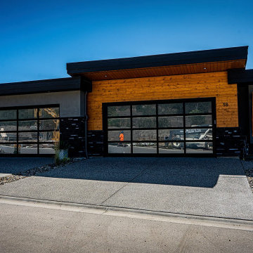 Silver Pine, Vernon