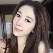 Yuyi Cens foto