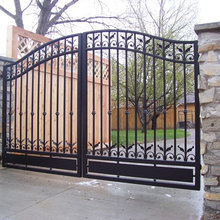 Gate