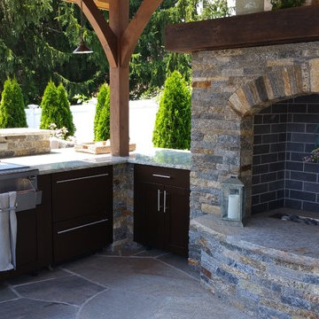 BACKYARD FABULOUS