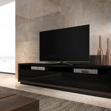 2787 MH TV Stand