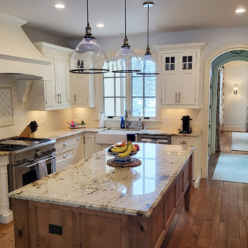 Hinsdale, IL - Spraying Kitchen Cabinets