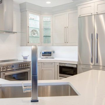 Bertazzoni & Fisher Paykel Kitchen