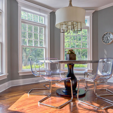 Light & Lovely Great Room and Kitchen