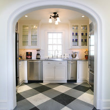 616 Montgomery Road - mudroom