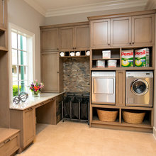 laundry room/office