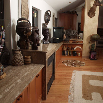 Travertine Noce Fireplace & Living Area