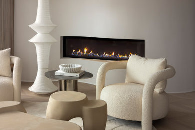 Living room photo in Toronto