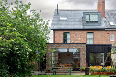 This is an example of a modern house exterior in Manchester.