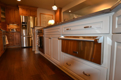 Inspiration for a timeless home design remodel in Columbus